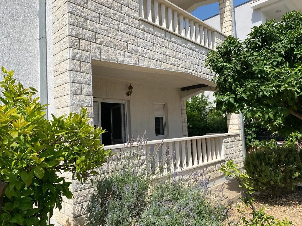 Apartmani Josipa Trogir Croatia