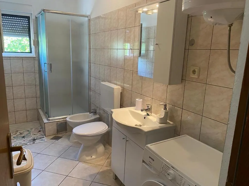 Διαμέρισμα Apartmani Josipa Τρογκίρ